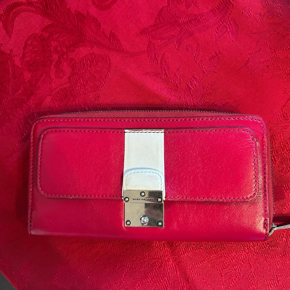 Marc Jacobs Red and White Women's Wallet Leather Italian Made